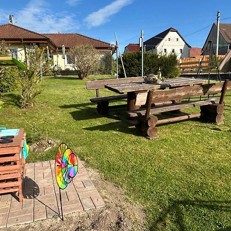 Ferienhaus Zittau Oberlausitz & Ferienwohnung Am Hamann Berg Luaran gambar