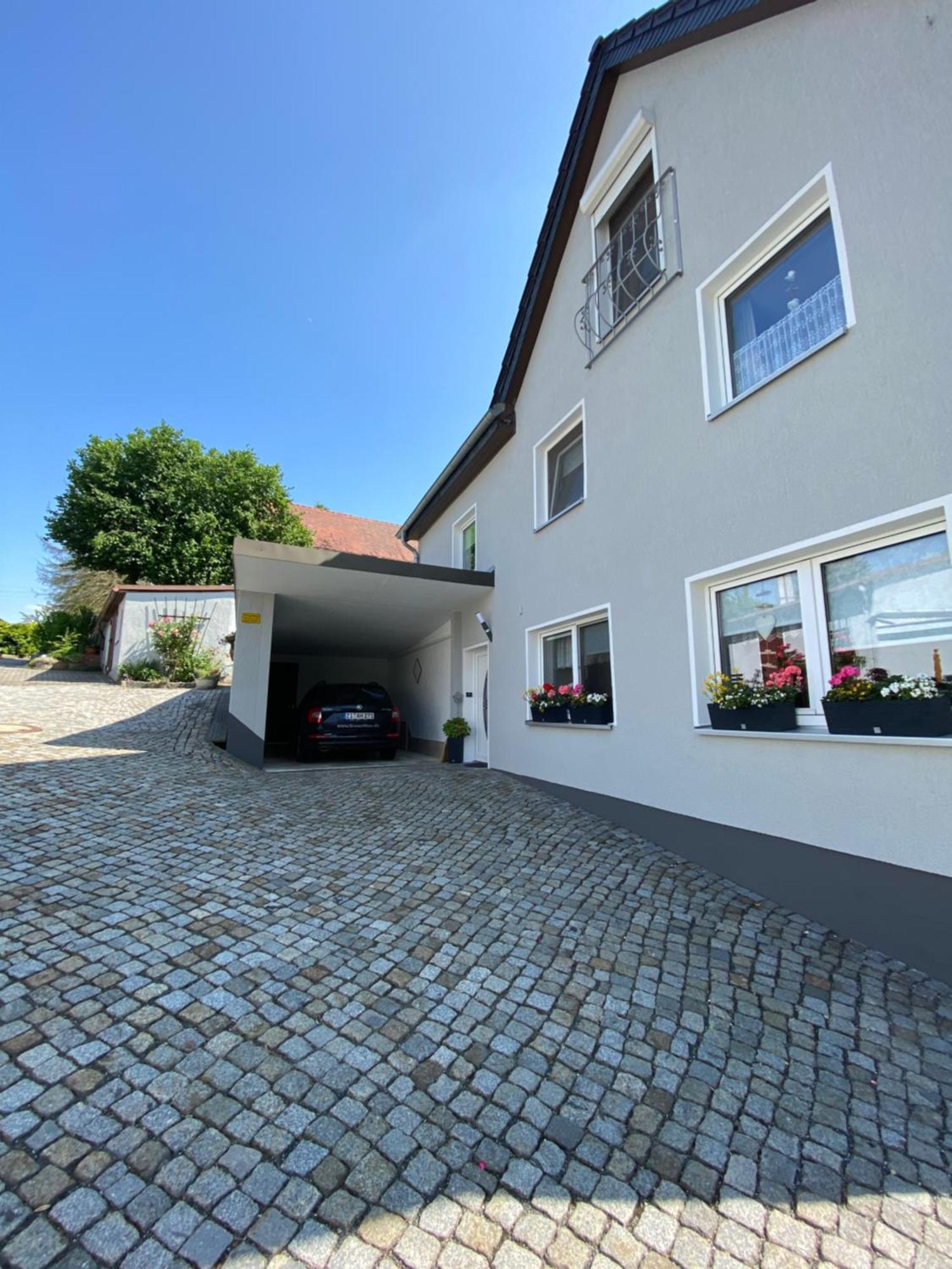 Ferienhaus Zittau Oberlausitz & Ferienwohnung Am Hamann Berg Luaran gambar