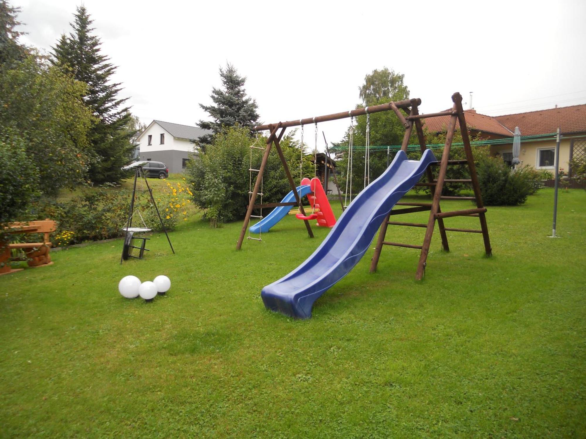 Ferienhaus Zittau Oberlausitz & Ferienwohnung Am Hamann Berg Luaran gambar